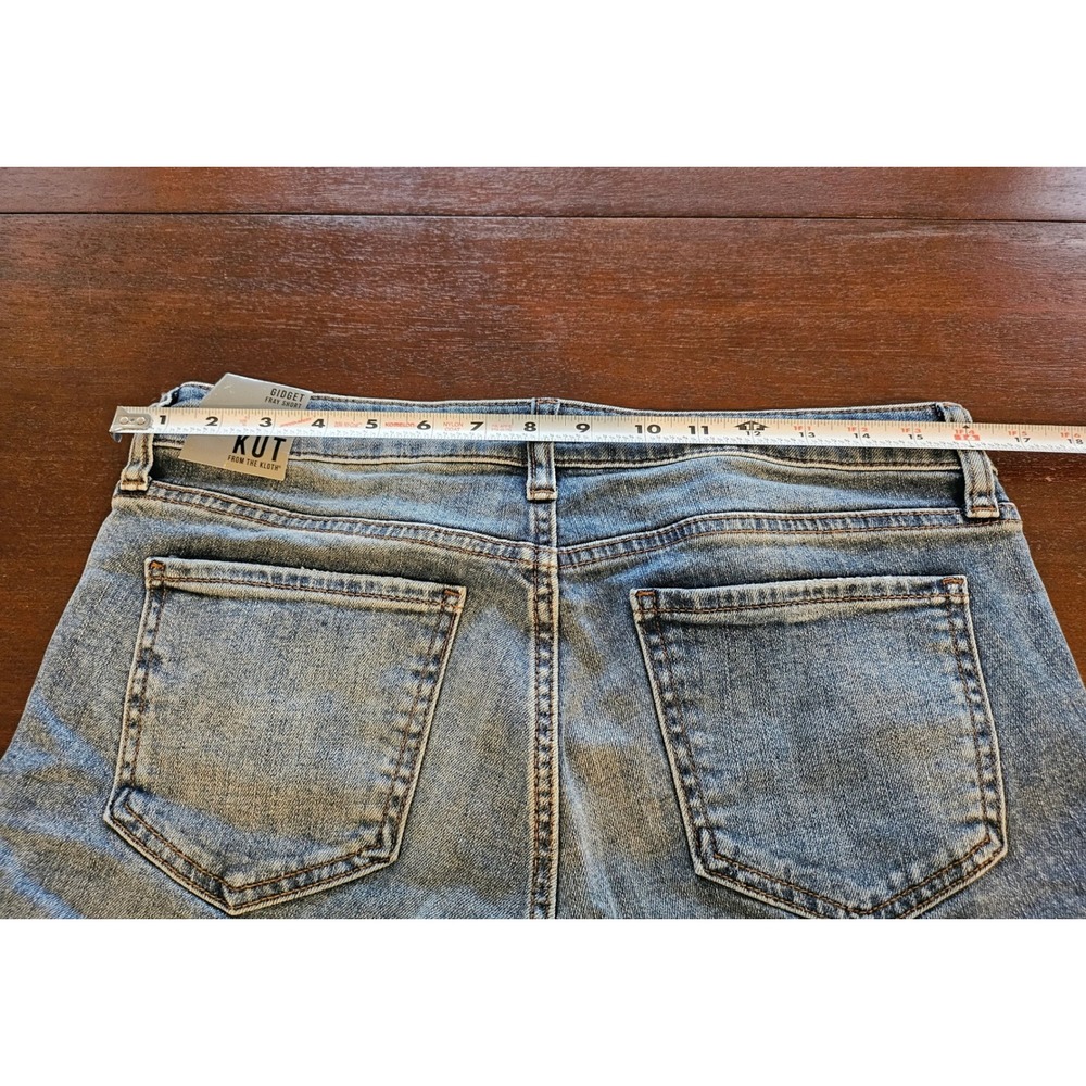 Kut from the Kloth Gidget Fray Shorts Women Size 8 Blue Denim Raw Hem - Picture 5 of 8